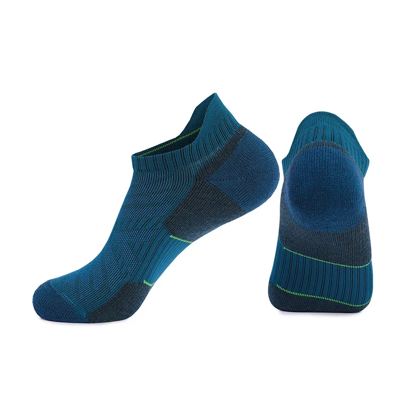 メンズ メリノウール アンクルハイキング ランニングソックス - Wool Hiking Sock のレビューと価格